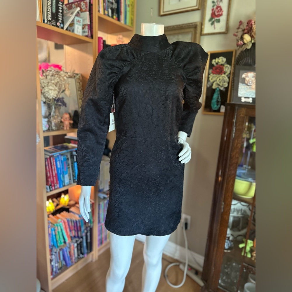 BNWT Aritiza little moon Black puff Sleeve Sangria Dress black dress lace - Picture 8 of 8